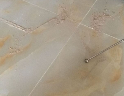 赫章瓷砖空鼓维修公司分享粘合剂选择不当在瓷砖铺贴过程中可能导致以下问题